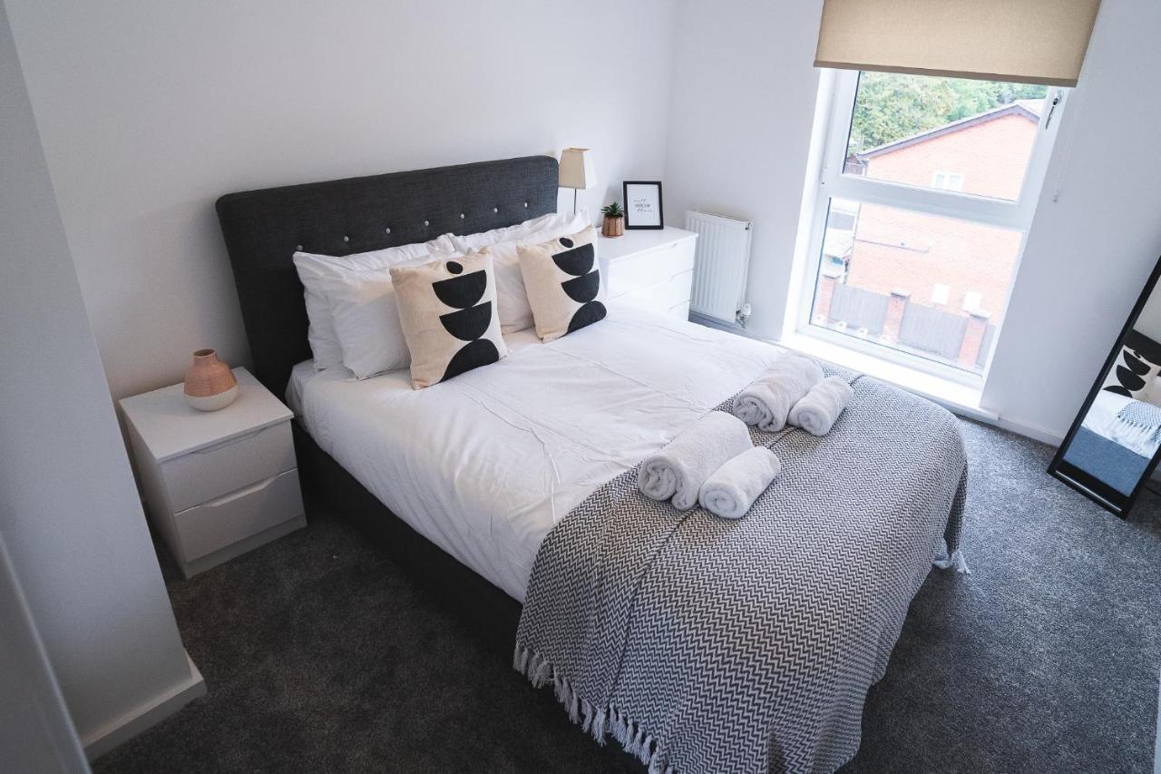 City Centre 2-Bed - New - Free Wi-Fi - Central マンチェスター エクステリア 写真